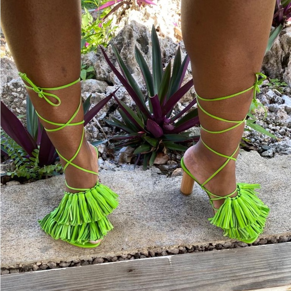 AWAKE MODE Fringe Sandals